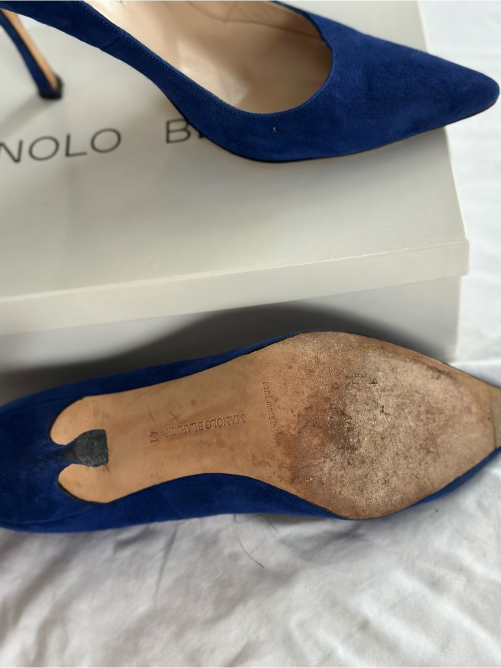 Manolo Blahnik Indigo Blue Suede Pointed Toe Pumps Size 41 - Picture 7 of 7